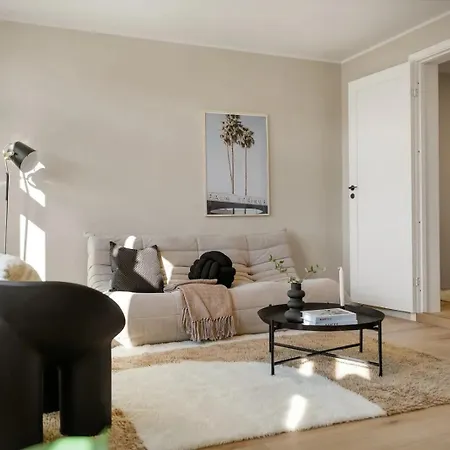 Apartment Panorama - View In L 1-bedroom